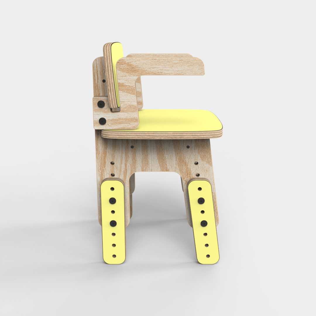 Silla infantil Reni con apoyabrazos amarilla con la altura elevada, vista lateral